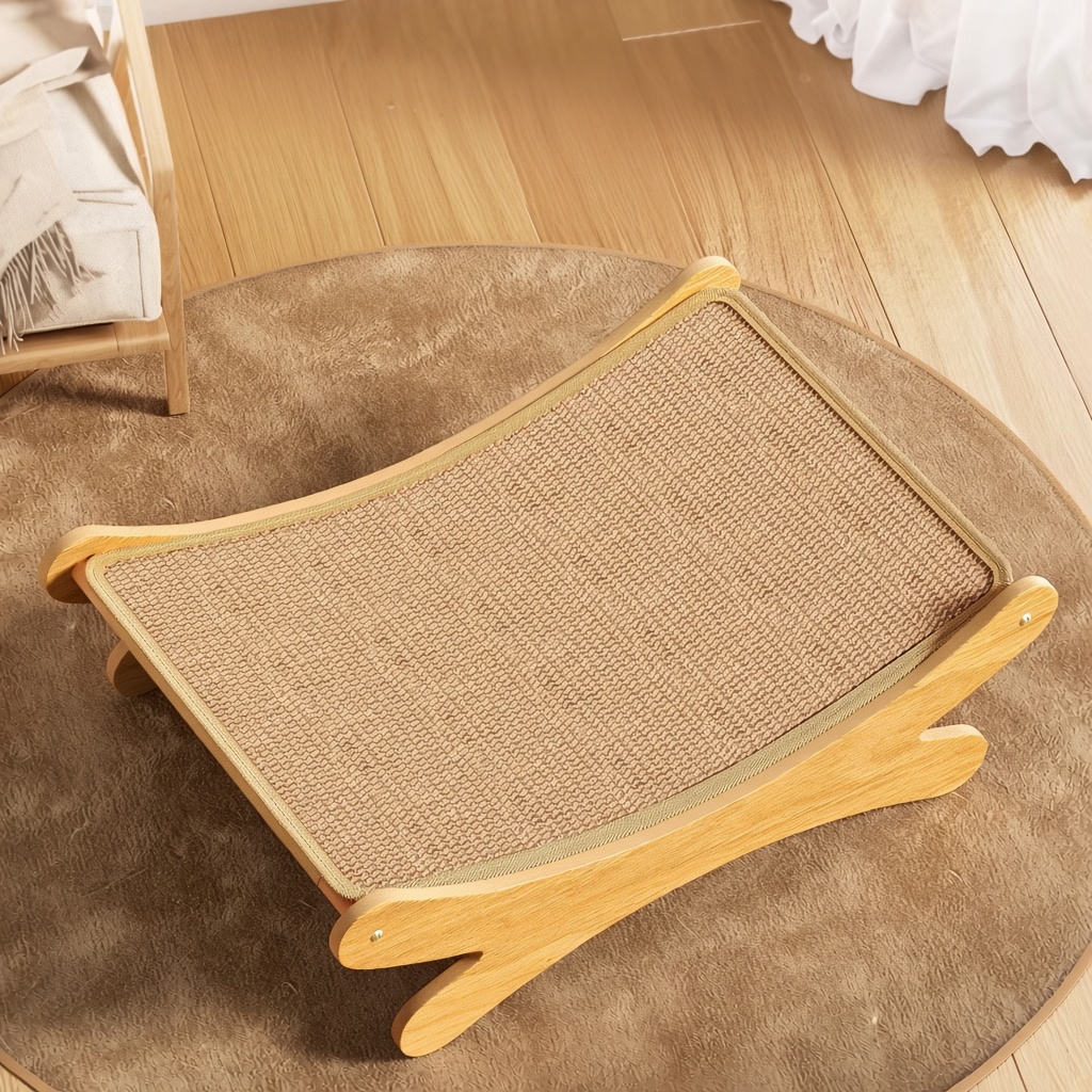 Wooden Sisal Lounge Scratcher
