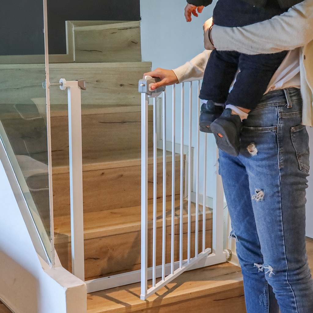 Pressure-Mount Pet Safety Gate